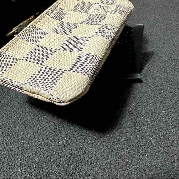 S⭕️LD. LV Key Pouch / Cles - Picture 8 of 14